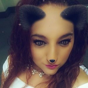 Meet your Posher, Lily